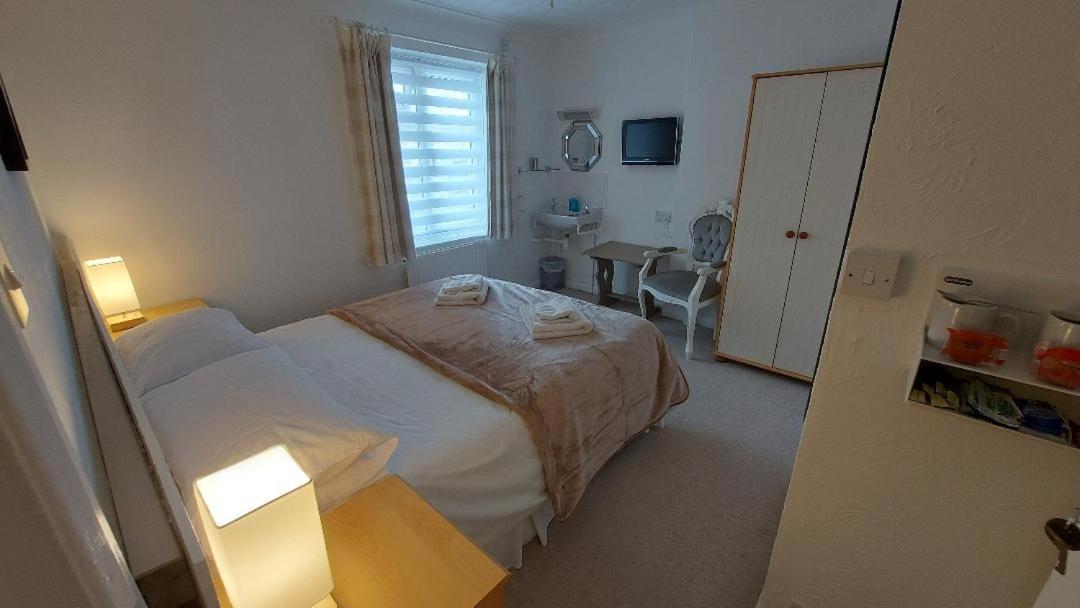 Bed & Breakfast The Clifton At