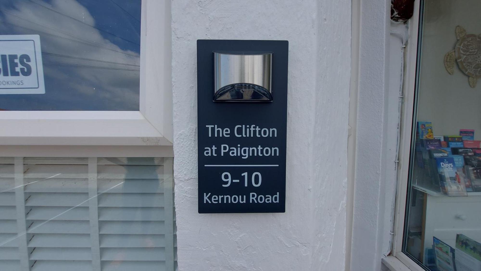 The Clifton At Bed & Breakfast Paignton