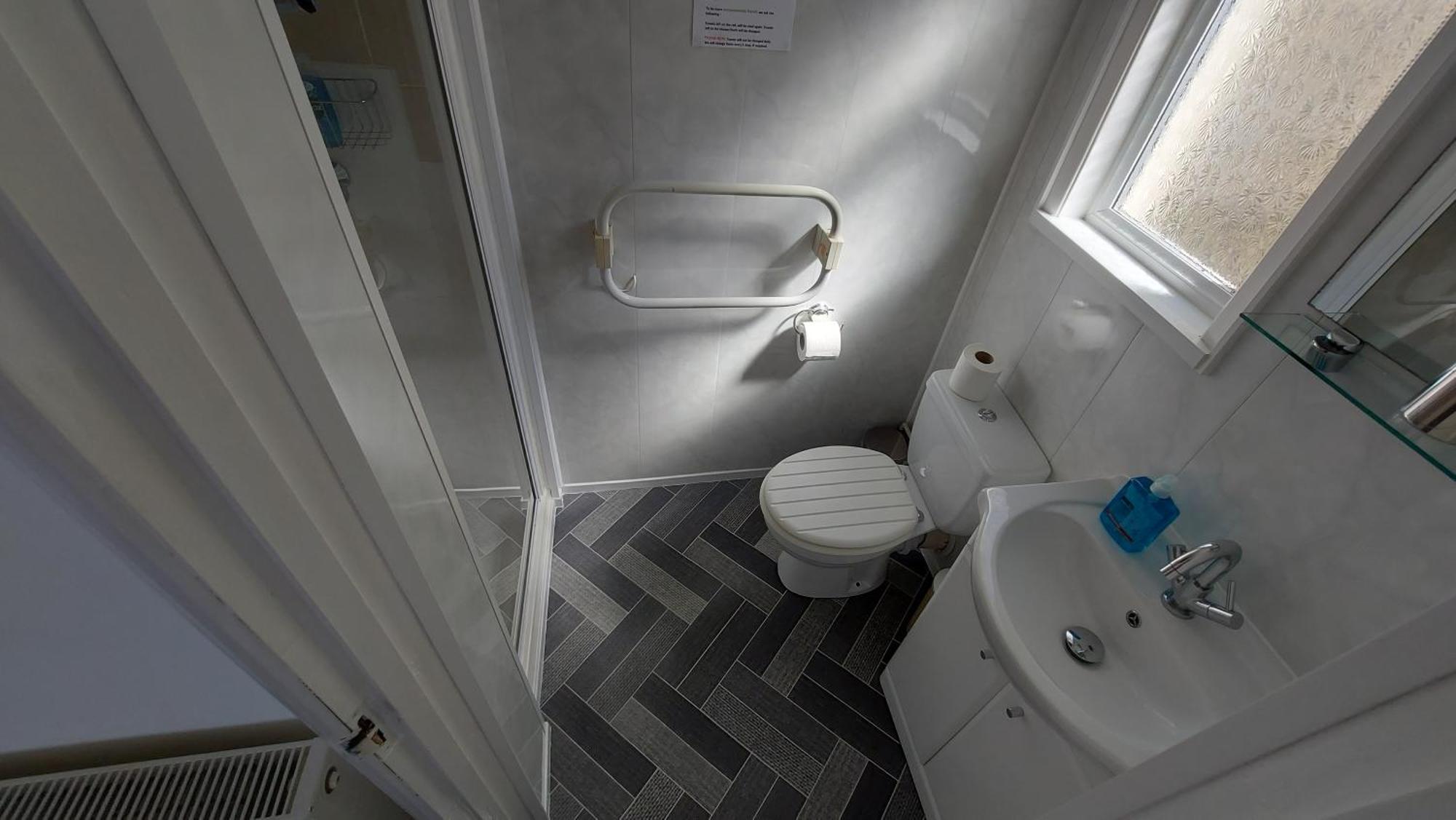 Bed & Breakfast The Clifton At